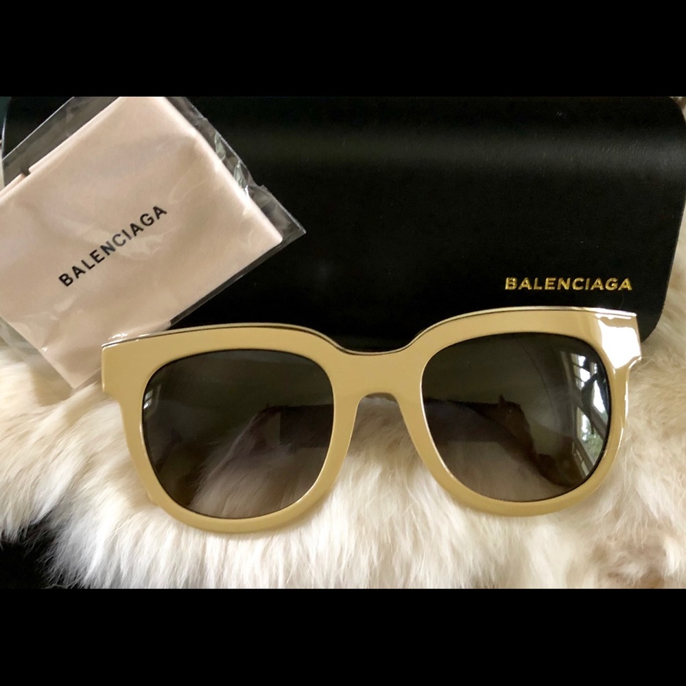 Balenciaga Gradient brown/taupe sunglasses